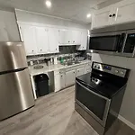 Affordable Beachfront Apartment With Balcony Sleeps 8