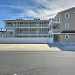 Welcoming Wildwood Condo About 1 Block To Beach!