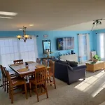 Family Friendly Beach Block Ocean View 3 Bedroom 2 Ba, Condo Near Wildwood Crest And Convention Center