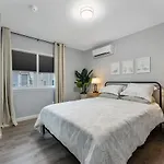 140 E Burk Ave, Unit D