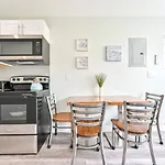 318 E Youngs Ave Unit 7 Salty Shore Retreat Coastal Charm Tranquility