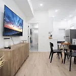 Fully Renovated 2 Bdr Apartment ,Short Walk To The Beach