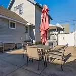 232 W Pine Ave 2 Beds, 1 Bath