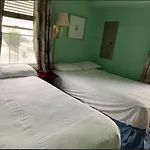 Sunshine Motel