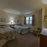 Crystal Sands Motel