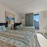 225 E Wildwood Ave, Unit 321