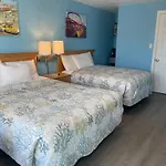 Surfcomber Motel