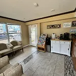 Paradise Inn