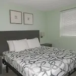 Royal Canadian Motel