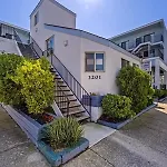 3201 Atlantic Ave, Unit 310