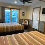 Ala Moana Motel & Suites
