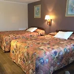 Royal Court Motel