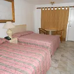 Sea Foam Motel