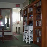 Holly Beach Hotel