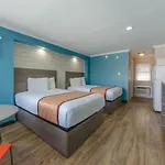 Dolphin Inn