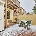 Family-Friendly Wildwood Townhome About 3 Mi To Beach