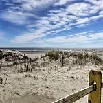 Coastal Condo With Pool, 1 Block To Wildwood Beach!