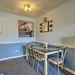 Coastal Condo With Pool, 1 Block To Wildwood Beach!