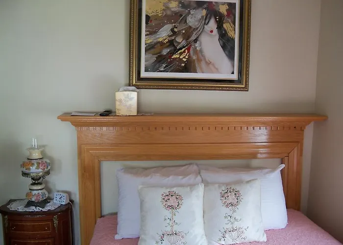 Holly Beach Hotel