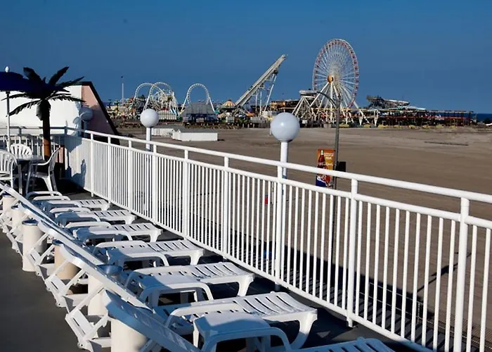 Heart Of Wildwood Boardwalk Motel
