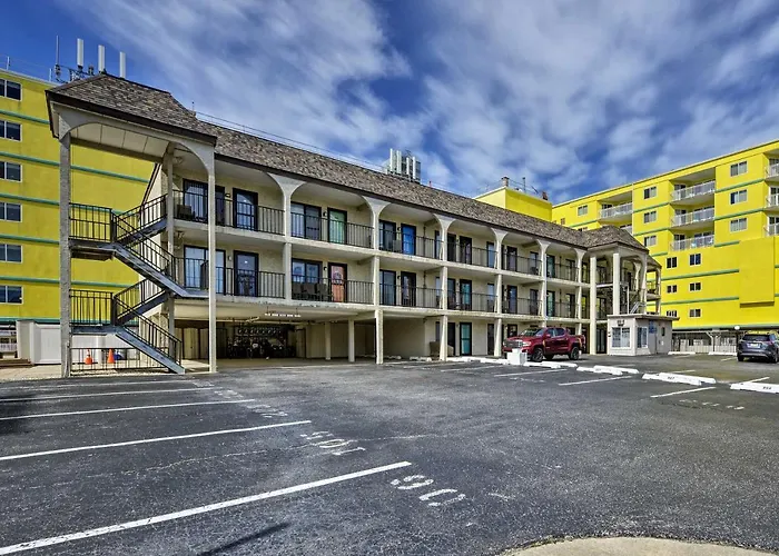 Coastal Condo With Pool, 1 Block To Wildwood Beach!