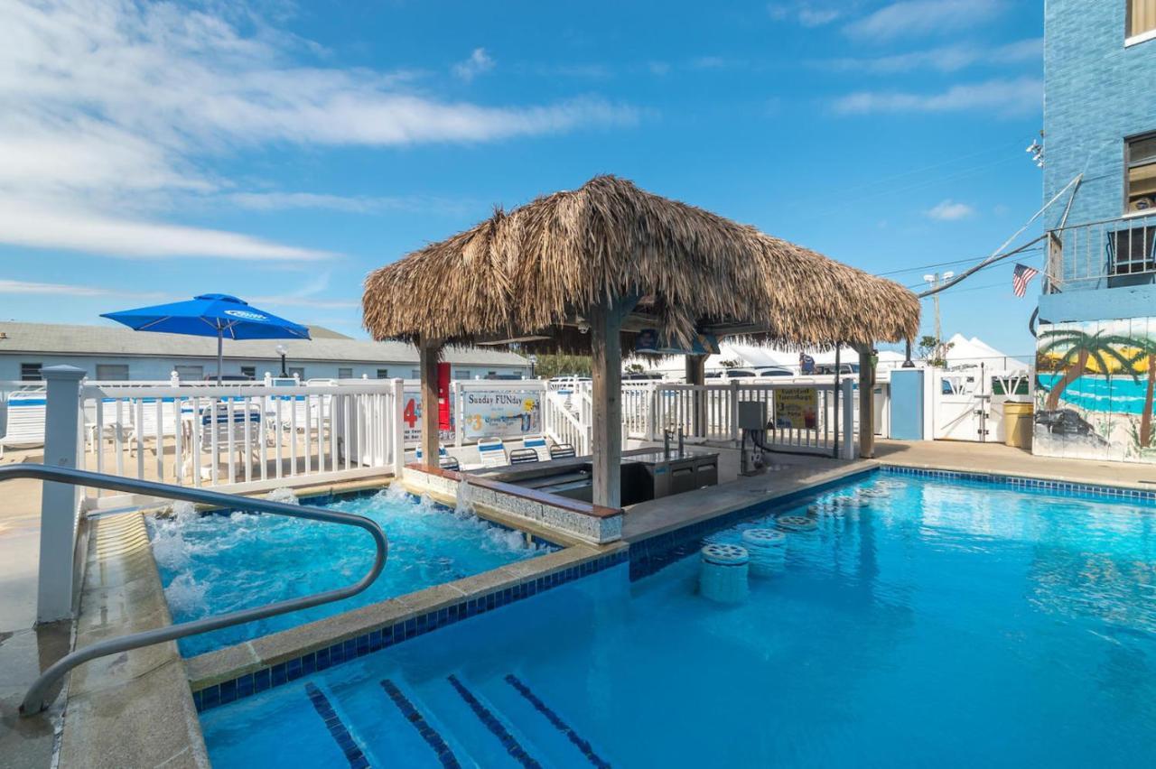 Oceanic & Barefoot Tiki Bar 3* Wildwood