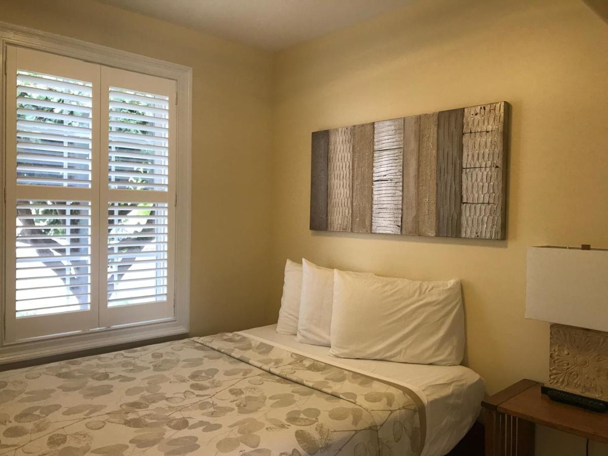 Ala Moana & Motel Wildwood