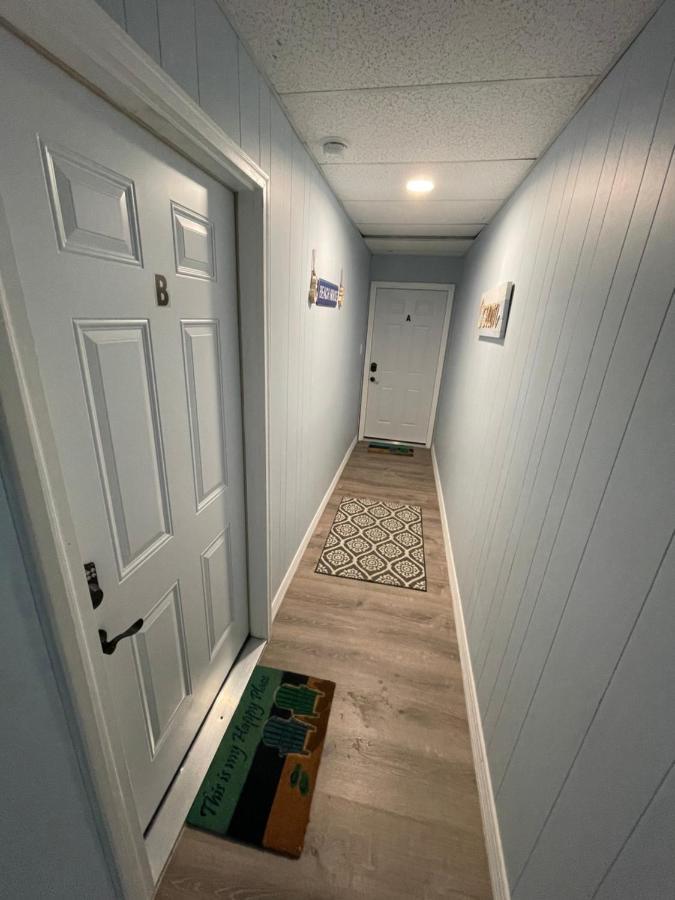 Affordable Beachfront With Balcony Sleeps 8 Wildwood
