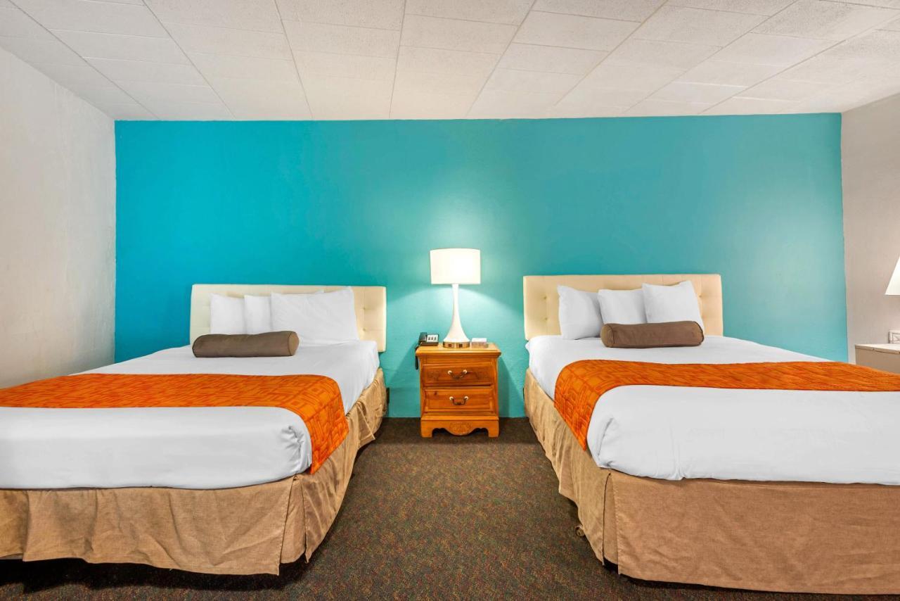 Boardwalk Hammock Inn Wildwood Beach Hotel Oceanfront Hotel