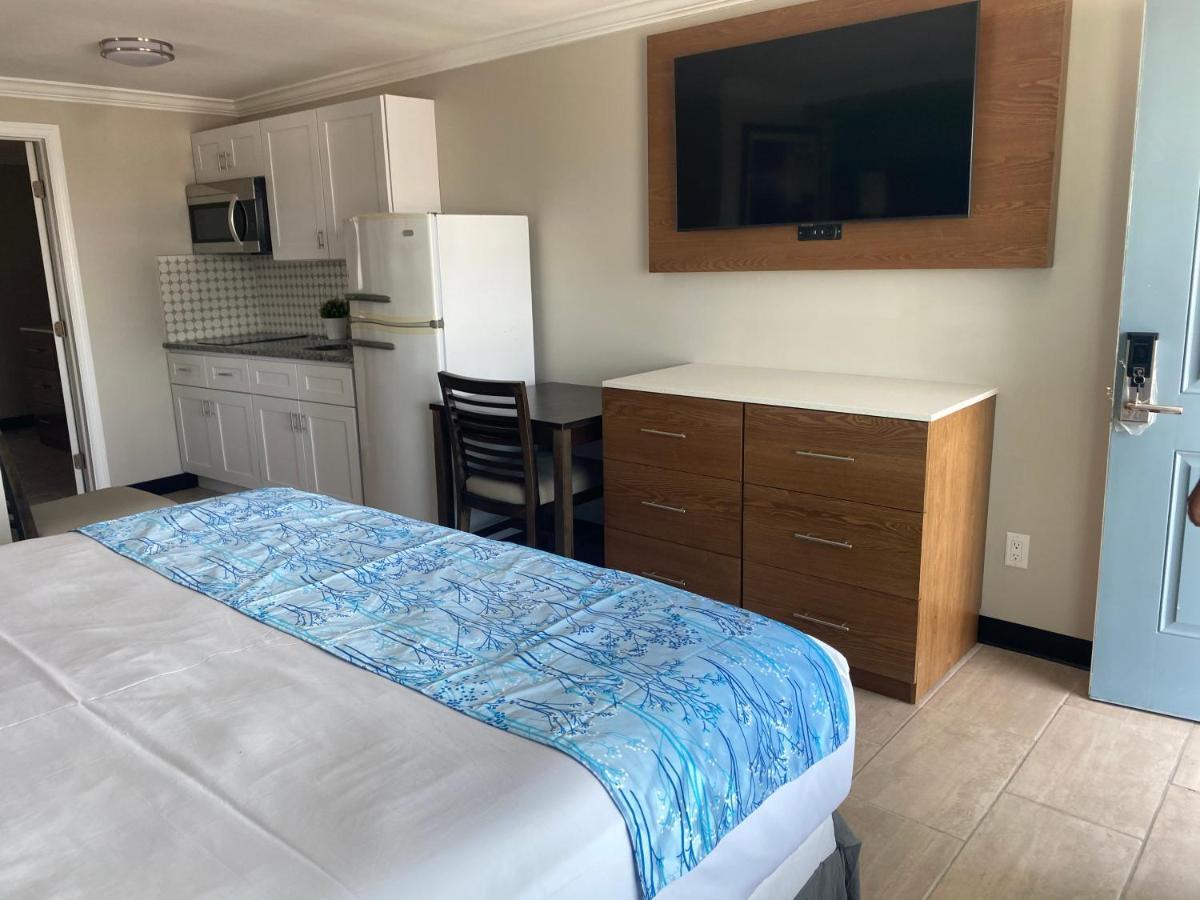 Coastal Sands Hotel 4*