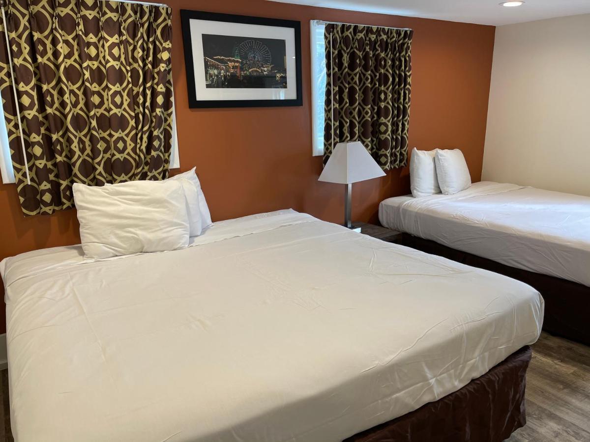 Travelodge & Boardwalk Wildwood