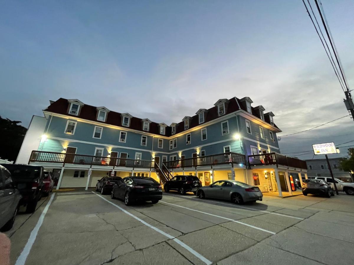 Travelodge & Boardwalk 3*