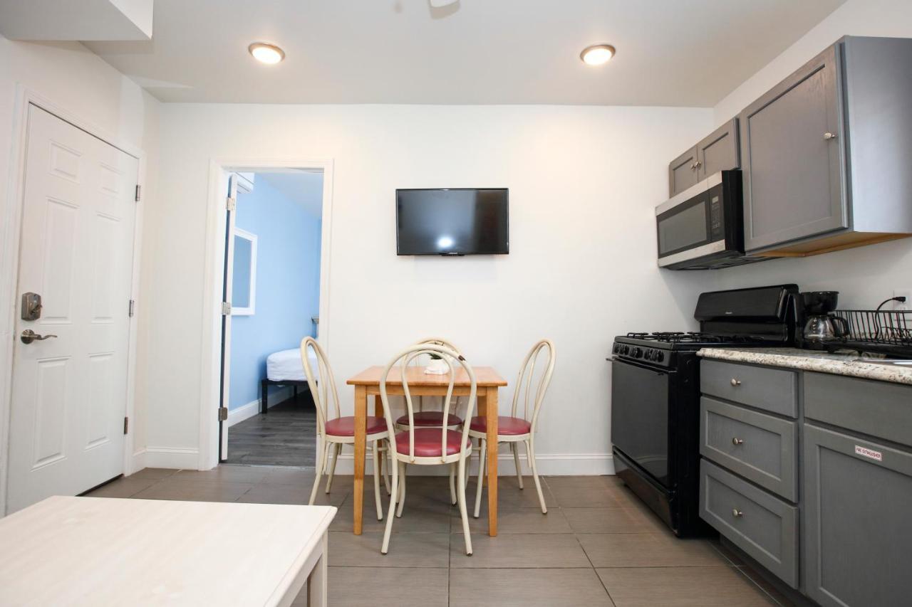 Garfield House Aparthotel 2*