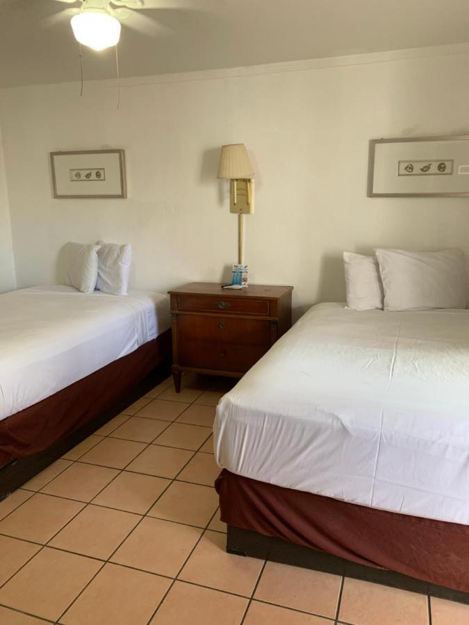Sunshine Motel