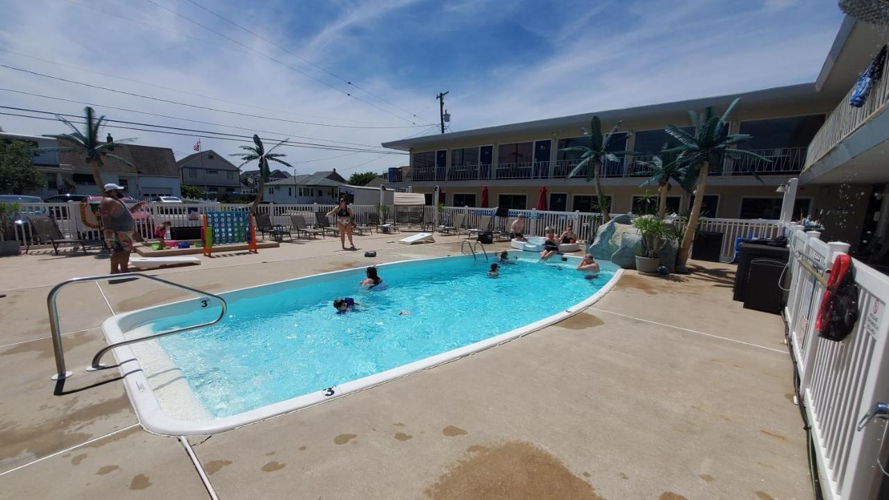 Sandbox Motel Wildwood