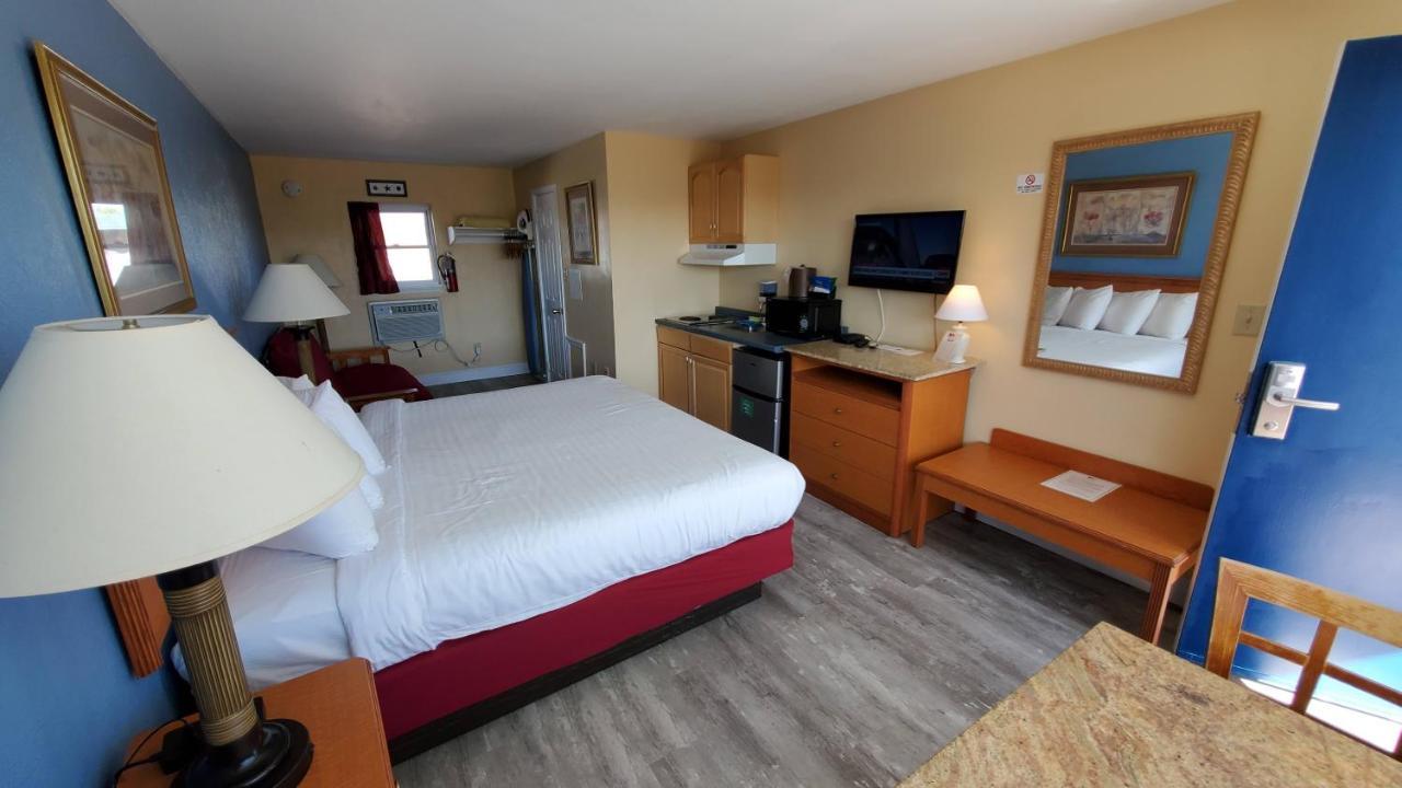 Sandbox Motel Wildwood