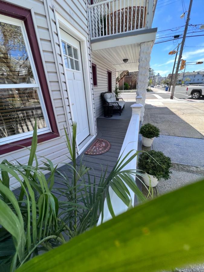 Ultra Modern - Entire 3 Bedroom - 5 Min Walk To The Wildwood