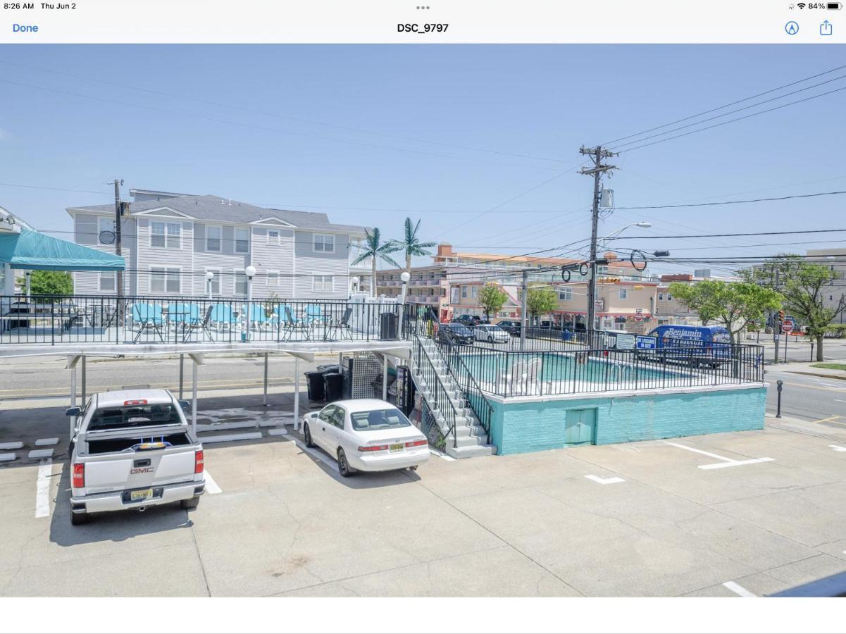 Surfcomber Motel Wildwood