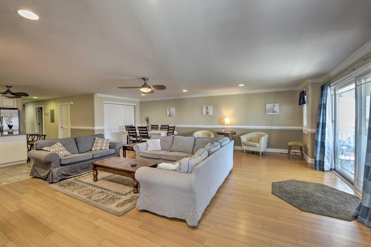 Spacious Townhome With Covered Balcony Holiday home