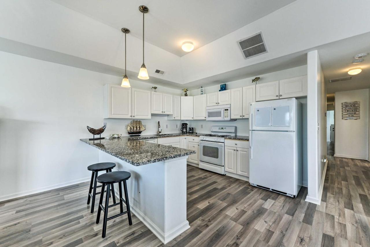 Walk To And Water Parks! Apartment *
