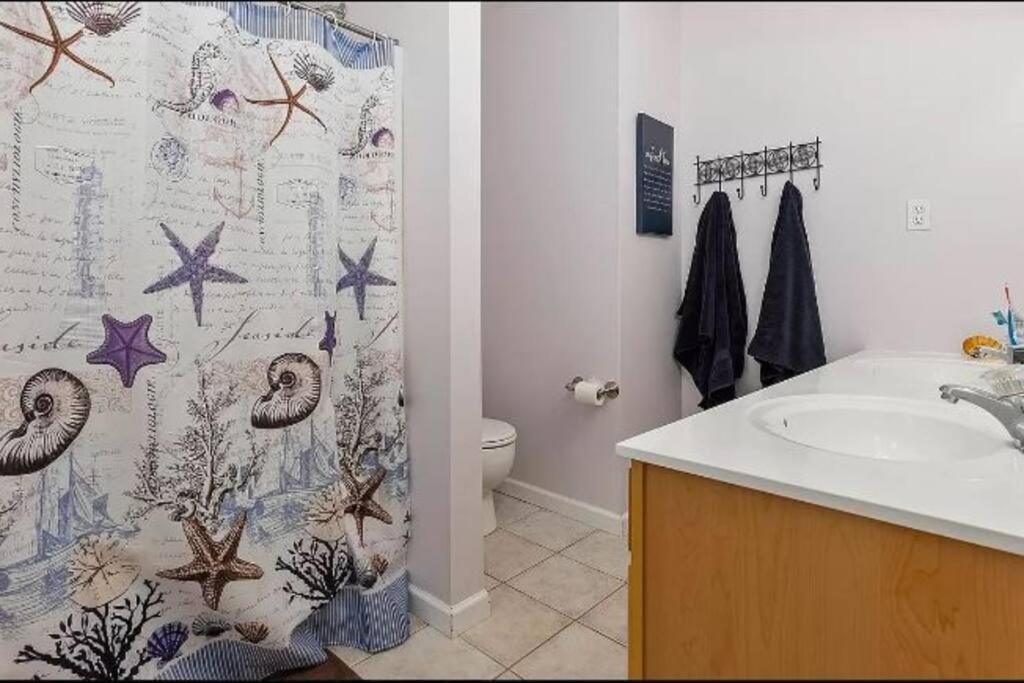 Ocean View Family Condo: Block Retreat