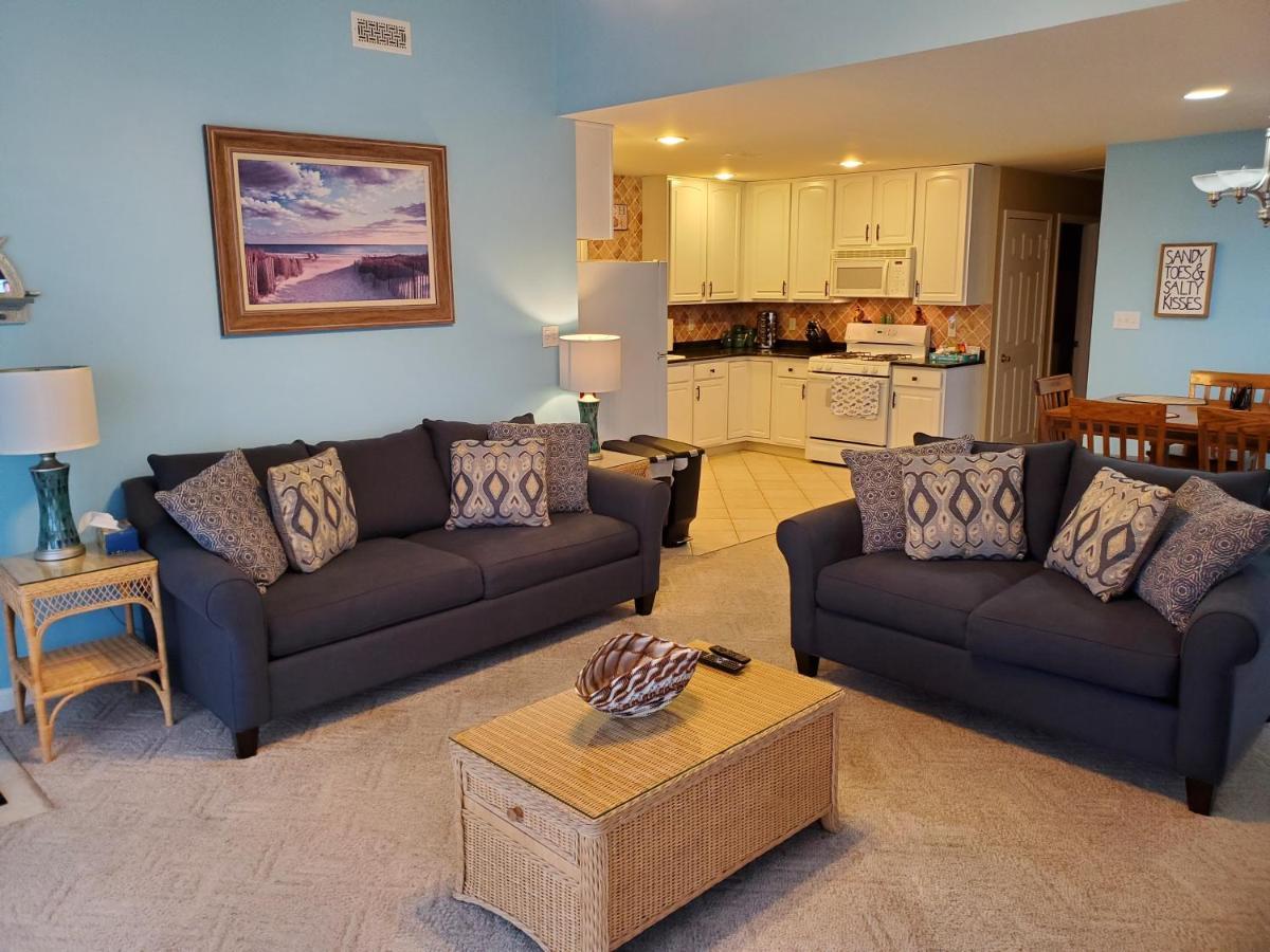 Holiday home Ocean View Family Condo: Block Retreat