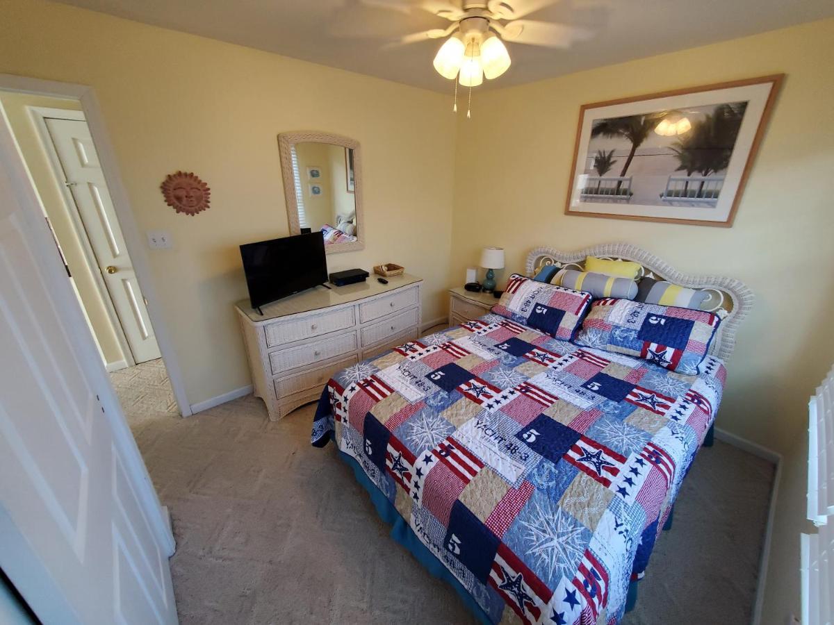 Holiday home Ocean View Family Condo: Block Retreat