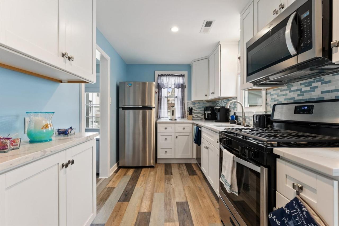 Newly Renovated 4 Bedroom Only 2 Blocks From The Beach! Wildwood