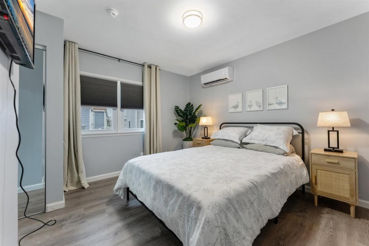 140 E Burk Ave, Unit D * Wildwood