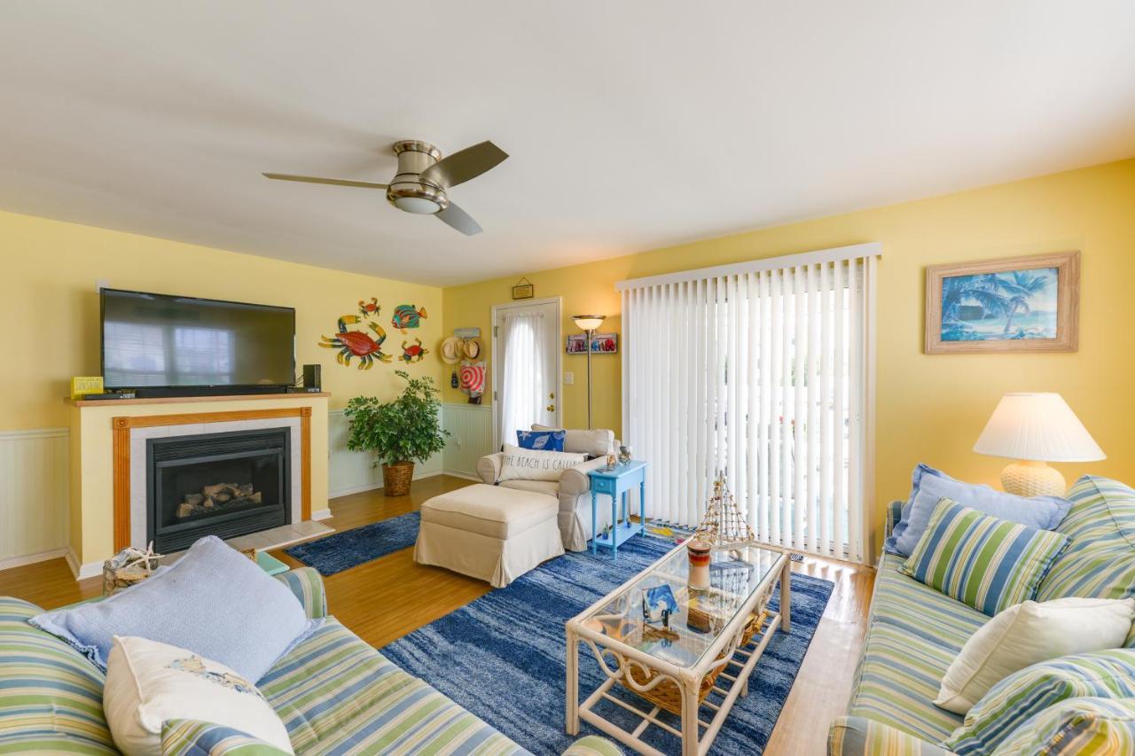 With Deck Walk To And Convention Center! Apartment *