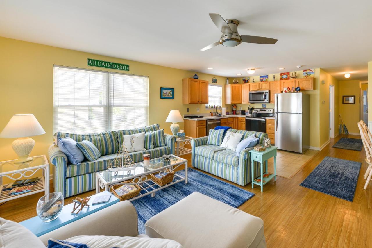 Apartment With Deck Walk To And Convention Center! *