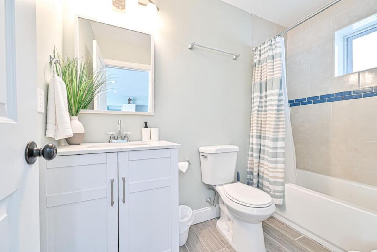 318 E Youngs Ave Unit 1 Seaside Serenity Salty Shore Retreat Apartment