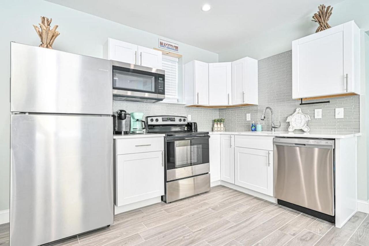 318 E Youngs Ave Unit 1 Seaside Serenity Salty Shore Retreat