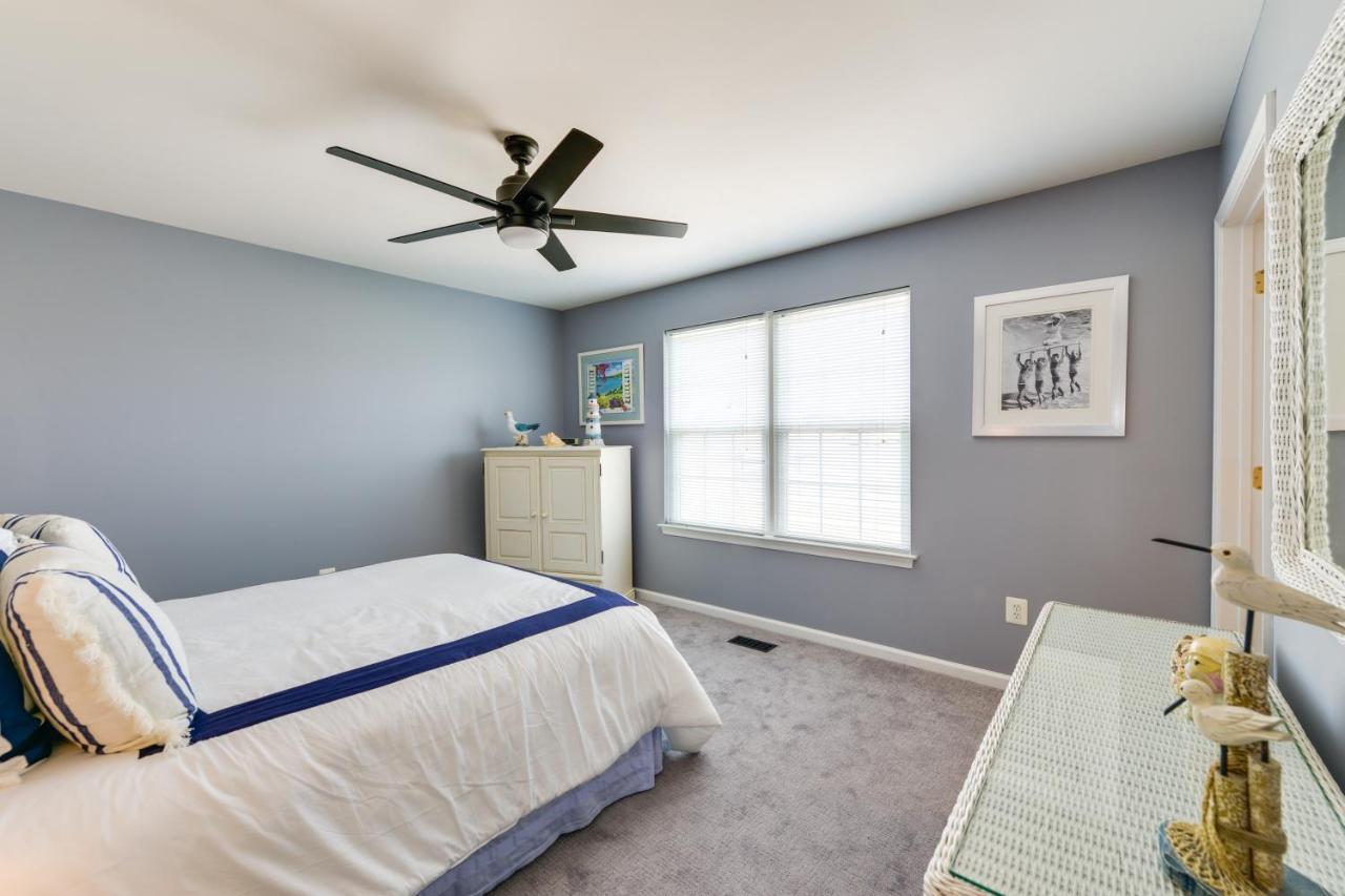 Apartment With Deck Walk To And Convention Center! *